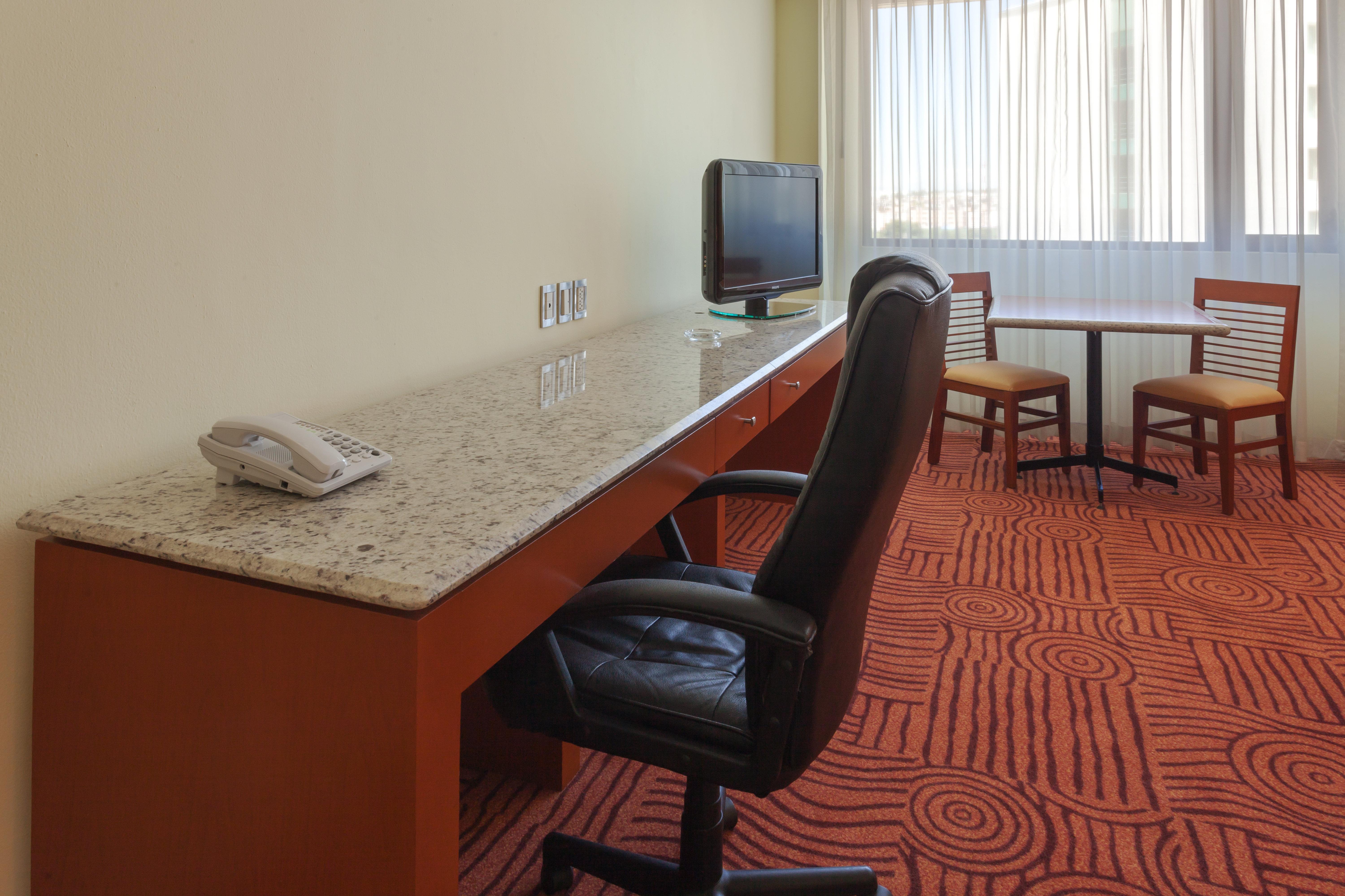 Holiday Inn Puebla Finsa By Ihg Exterior foto