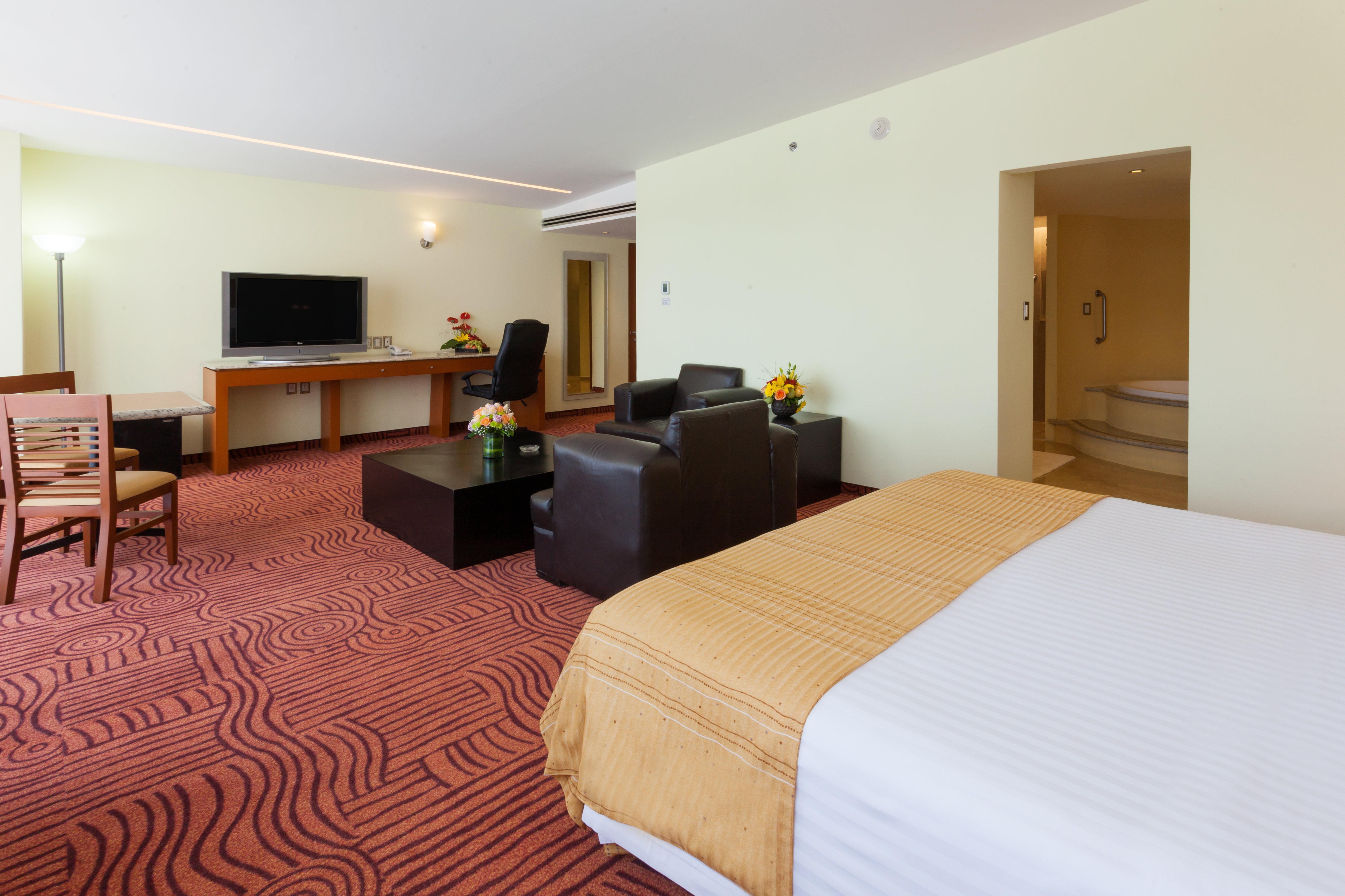 Holiday Inn Puebla Finsa By Ihg Exterior foto